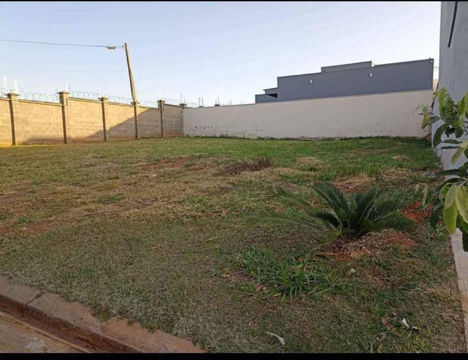 Terreno no Condominio valencia 1