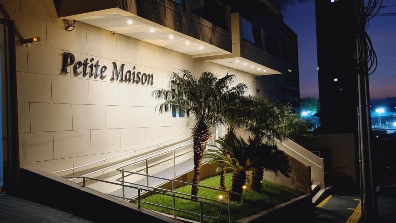 Apartamento Mobiliado para venda GERANDO RENDA DE R$2070,00 – Edifício Petite Maison